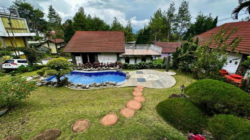 Parongpong Villa | X4 VILLA with pool Villa Istana Bunga by YourHome