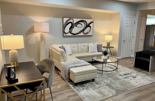 Avondale Condo | Xavier Place 5 - 3BR Hospital’s & Zoo