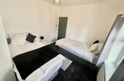 Watford Town Centre Apartment | xcusive properties ltd