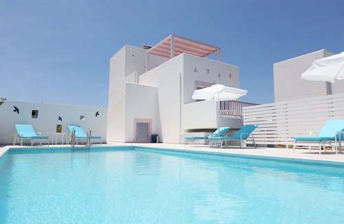 Zipari Villa | Xenos Villa 6 with a Private pool near the sea