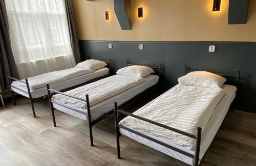Burgwallen Nieuwe Zijde Hostel | Xplore Hostel Amsterdam