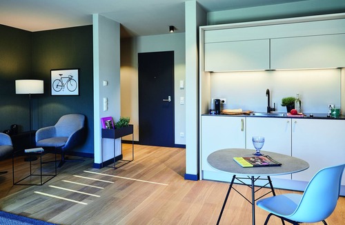 Vorsfelde House | Xtra Smart with Terrace - Design Serviced Apartment in Wolfsburg