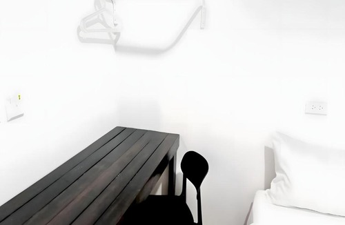 Wat Bowon Niwet Hostel | xx Oh My Nap Khaosan Road - ถนนข้าวสาร