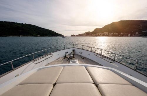 Ortonovo Boat Rental | Yacht Dreams Experience
