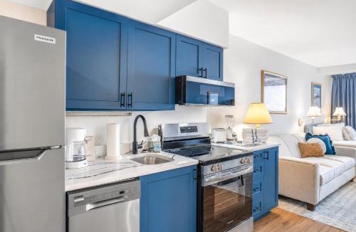 Downtown Myrtle Beach House | Yachtsman 704 Studio Oceanfront Stay Near SkyWheel