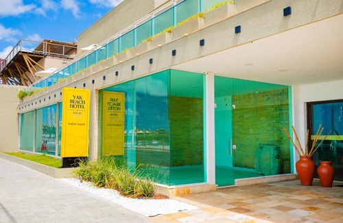 Praia do Meio Hotel | Yak Beach Hotel Natal