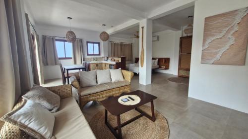 San Isidro House | yamba pacifico