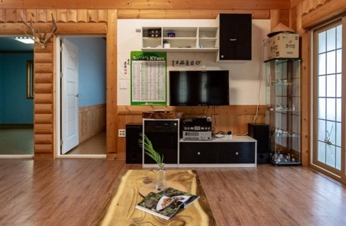 Yangsan House | Yangsan Modoomodoo Pension