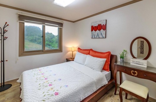 Yangyang House | Yangyang Mama Healing House Pension