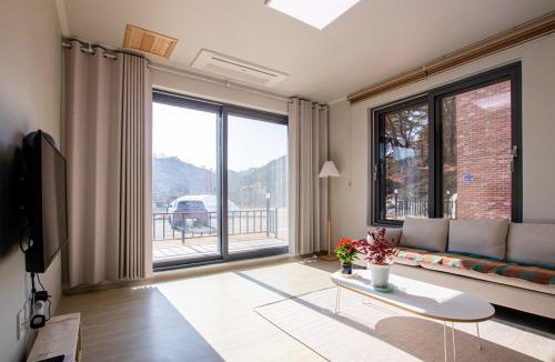 Yangyang House | Yangyang Stay in Bricks