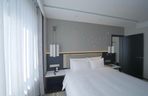 Haidian Hotel | Yanshan Hotel