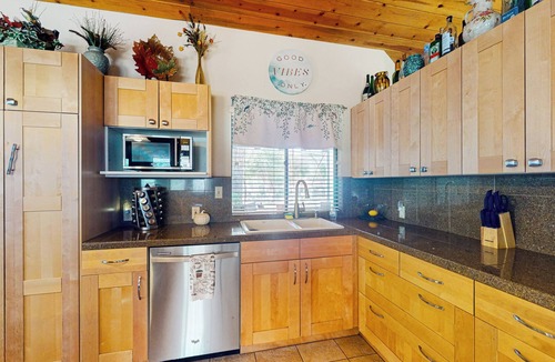 Three Rivers House | Yard & Patio: Quiet & Well-Stocked Riverside Home