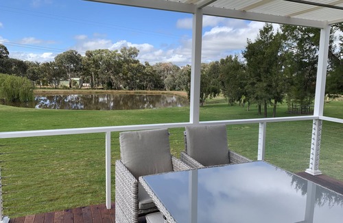 Central Mudgee Cottage | YARRAWONGA PARK COTTAGE Cozy 2 bedroom cottage on small acreage