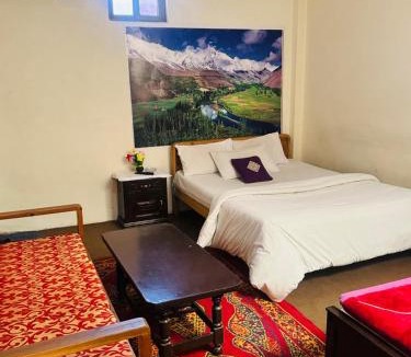 Gilgit Hotel | Yasin Holiday Hotel