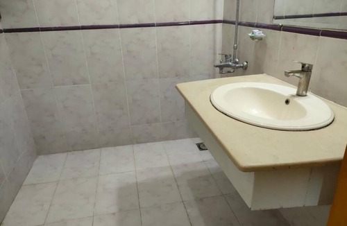 Gilgit Hotel | Yasin Holiday Hotel