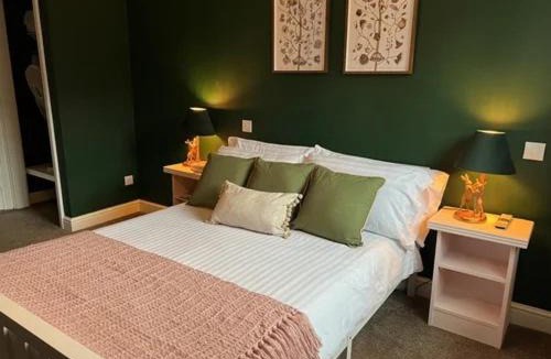 Edenbridge Hotel | Ye Olde Crown