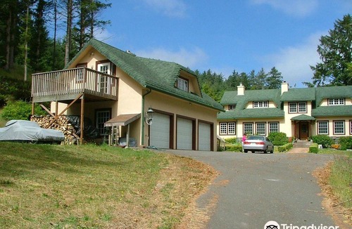 Ferndale Hotel | Ye Olde Danish Inn
