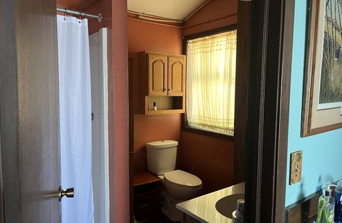 Clay County House | Year Round Lakeside Suite on Lost Island Lake