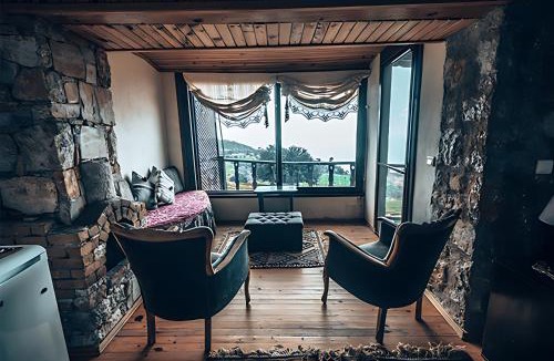 Faralya Hotel | Yediburunlar Lighthouse Boutique Hotel and Restaurant