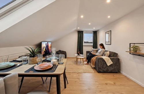 Herzogenaurach Apartment | Yello Homes - 4 Gäste - 3 Zimmer - gemütlich & luxuriös