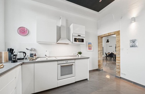 Schafhof Apartment | Yello Homes - Lazy Loft - Airport & Messe - 8 Betten - 3 Schlafzimmer
