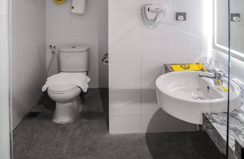 Batam Hotel | Yello Hotel Harbour Bay Batam