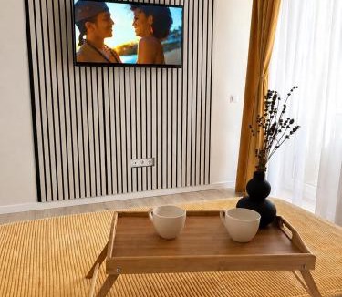 Floresti Apartment | Yellow Apartment