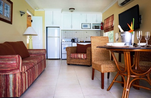 Saint Lawrence Condo | Yellow Bird Hotel