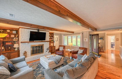 Moneta House | Yellow Fellow - Lake house with hot tub, waterfront deck, swimming cove & firepit