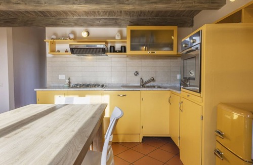 Le Cure Apartment | Yellow Home By MMega
