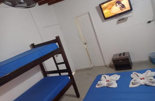 La America Hostel | Yellow House Hostel