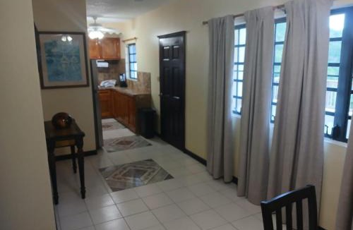 Estate Fortuna Hill Apartment | Yellow Leaf Suite