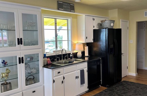 Cottonwood Shores House | Yellow Rose of Texas at Lake LBJ/Horseshoe bay ~ Cottonwood Shores Grt location