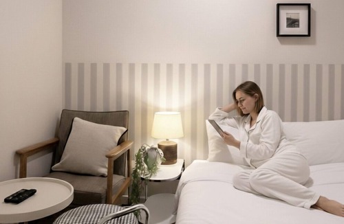 Bucheon Bed & Breakfast | Yellow stay