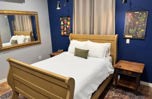 Livingston House | Yellowstone Hideaway