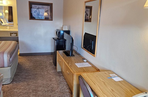 Gardiner Hotel | Yellowstone River Motel