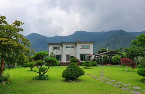 Yeongwol House | Yeongwol Dongghang Story