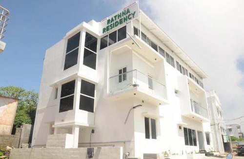 Yercaud Hotel | Yercaud Rathna Residency