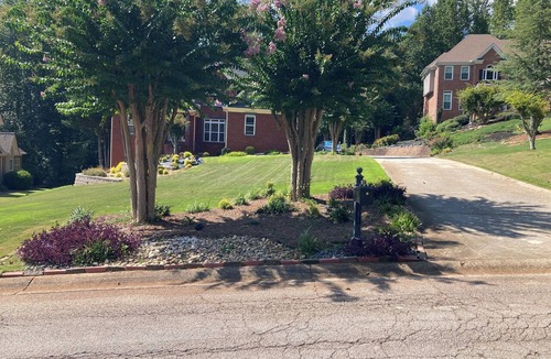 Braselton House | Yes, it’s just 1 bedroom but it’s so much more … enjoy, you deserve it!