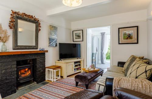 Bridport House | Yew Tree House