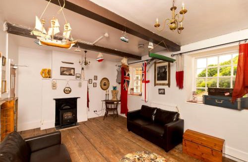 Fylingdales Hostel | YHA Boggle Hole