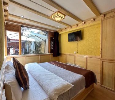 Shangri-La Hostel | Yi's Hostel