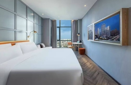 Donghu Qu Hotel | Yifeng hotel