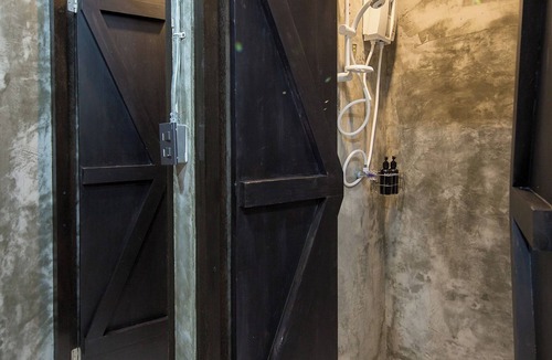 Nai Wiang Hostel | Yindee Travellers Lodge