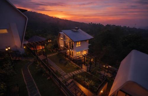 Vellamunda Hotel | Ymoon Mountain Resort Wayanad