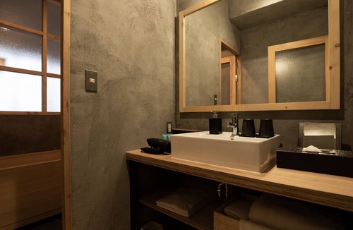Yoichi Hotel | Yoichi LOOP