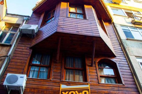 Rasimpasa Hostel | YOLO Hostel