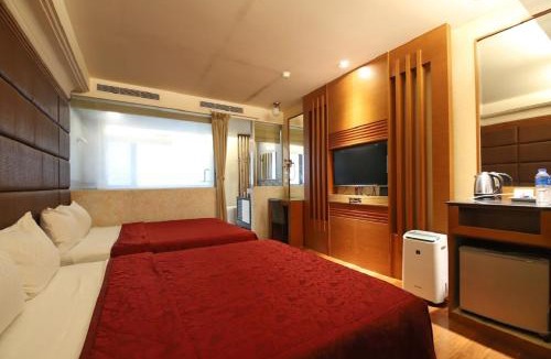 Baihe Hotel | Yosemite Hot Spring Resort
