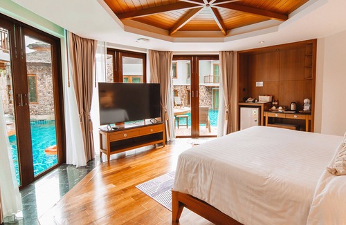 Khanom Hotel | Yotaka Khanom