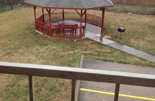 Cabot House | You Found It! 3 Comfortable Units, Free Breakfast & Parking, Pets Allowed, Pool